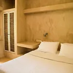 Apartment Stavlos *