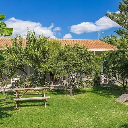 Stavlos Appartement *